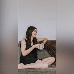 Little Heaven Designs -🇨🇦 - Black Shorts Romper.
Size: XS P2P is 17"